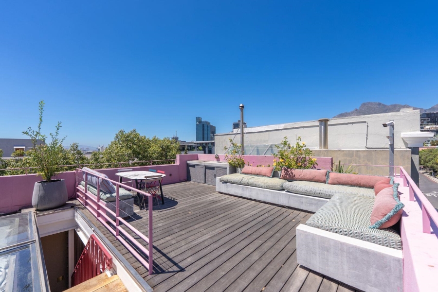 2 Bedroom Property for Sale in De Waterkant Western Cape